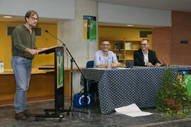 Eduardo Retamero en las Lecturas Poéticas en la UMA: "Poemas para el Siglo XXI". Biblioteca General. Octubre de 2017