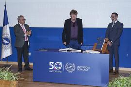 Toma de posesión de Maximino Redondo Bautista como catedrático del Área de Bioquímica y Biología Molecular de la Universidad de Málaga. Toma de posesión de nuevos catedráticos y profesores titulares de la Universidad de Málaga. Paraninfo. Noviembre de 2023
