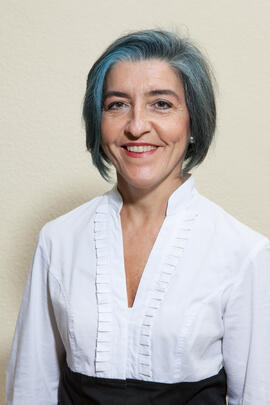 María del Rosario Cabello Porras. Personal del Departamento de Farmacología. Facultad de Medicina. Noviembre de 2015