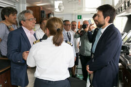 Visita al buque de investigación UCADIZ. Presentación del I curso de verano "Mares de Andalucía". Puerto de Málaga. Julio de 2018