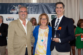 Carlos de las Heras, Adelaida de la Calle y Juan Jesús Fernández Lozano en el homenaje de la Asociación de Antiguos Alumnos a los decanos y directores de centro de la UMA. Foro Alumni-UMA. Mayo de 2015