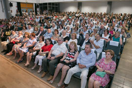 Asistentes a la graduación y clausura del curso del Aula de Mayores de la Universidad de Málaga. Campus de Teatinos. Junio de 2018