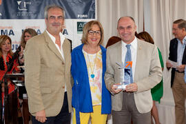 Carlos de las Heras, Adelaida de la Calle y Eugenio José Luque en el homenaje de la Asociación de Antiguos Alumnos a los decanos y directores de centro de la UMA. Foro Alumni-UMA. Mayo de 2015