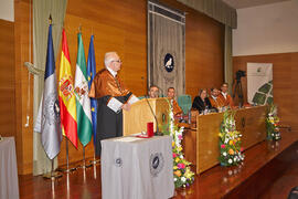 Investidura como Doctor "Honoris Causa" de D. Javier Aracil Santonja por la Escuela Técnica Superior de Ingeniería Industrial de la Universidad de Málaga. Rectorado. Diciembre de 2013