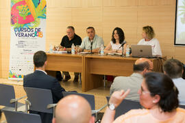 Mesa Redonda: "La perspectiva sindical de los procesos de reinternalización". Curso "La externalización y remunicipalización de los servicios públicos". Cursos de verano 2018 de la Universidad de Málaga. Marbella. Julio de 2018
