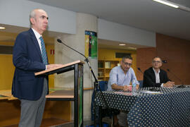 Pedro Moreno Brenes en las Lecturas Poéticas en la UMA: "Poemas para el Siglo XXI". Biblioteca General. Octubre de 2017
