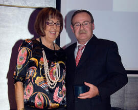 Cena de gala con motivo al homenaje para los jubilados y personal que cumple 25 años de servicio en la Universidad de Málaga. Hotel Barceló. Febrero de 2009