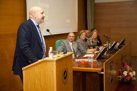 Nombramiento de D. Fernando Ocaña como Alumno de Honor de Facultad de Ciencias Económicas y Empresariales de la Universidad de Málaga. Rectorado. Marzo de 2009