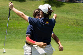 Golfistas se felicitan en el Campeonato Europeo de Golf Universitario. Antequera. Junio de 2019