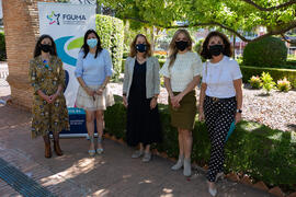 Foto de grupo. "Dialogando" con Theresa Zabell. Jardín Botánico de la Universidad de Málaga. Mayo de 2021