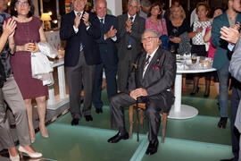 Fiesta posterior a la entrega de la Medalla de la Ciudad y del título de Hijo Predilecto a Eugenio Chicano. Ayuntamiento de Málaga. Octubre de 2014