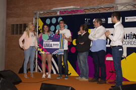 Entrega de premios del III Certamen de Cantautores Destino UMA. Jornadas de Puertas Abiertas de la Universidad de Málaga. Complejo Polideportivo Universitario. Abril de 2015