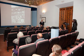 Inauguración de la exposición "Bienvenido-Arenas, imágenes de Málaga". Ateneo de Málaga. Mayo de 2012