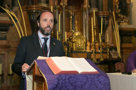 Javier Fernández-Burgos en la misa de Lunes Santo. Iglesia de San Agustín. Abril de 2017