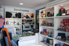Tienda UMA. Campus de Teatinos. Mayo de 2013