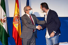 Toma de posesión de Esteban José Palomo Ferrer como nuevo profesor titular del Área de Lenguajes y Sistemas Informáticos de la Universidad de Málaga. Paraninfo. Diciembre de 2021