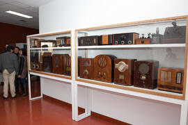 Inauguración de la Exposición Murales de Eugenio Chicano "El Copo" y "Puerta Oscura". Escuela Técnica Superior de Ingeniería Informática. Noviembre de 2013