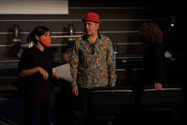 Alessandra García, José Corbacho y Violeta Niebla. Ensayo de la gala de inauguración de la 31ª edición de Fancine de la Universidad de Málaga. Cine Albéniz. Noviembre de 2021