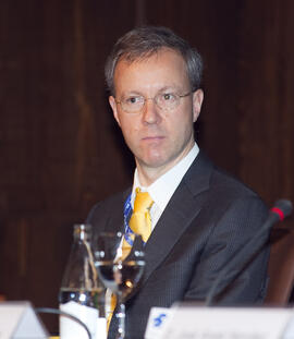 Michael Krejza. Conferencia "Nuevos Entornos". 3º Congreso Internacional de Actividad Físico-Deportiva para Mayores de la Universidad de Málaga. Palacio de Ferias y Congresos de Málaga. Marzo de 2009