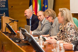 Nombramiento de D. Fernando Ocaña como Alumno de Honor de Facultad de Ciencias Económicas y Empresariales de la Universidad de Málaga. Rectorado. Marzo de 2009