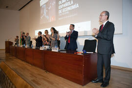 Mesa presidencial. Entrega de premios en el Paraninfo de la Universidad de Málaga. Olimpiada Española de Economía, Fase Nacional. Junio de 2015