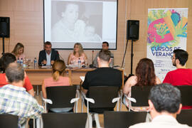 Mesa Redonda: “El cambio del modelo de consumo y de comunicación”. Curso "La televisión del siglo XXI, nuevos formatos y consumos". Cursos de verano 2018 de la Universidad de Málaga. Marbella. Julio de 2018