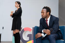 "Dialogando" con Ousman Umar. Facultad de Estudios Sociales y del Trabajo. Marzo de 2020