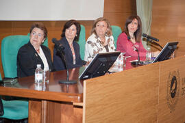 Presentación del catálogo de la exposición "Malaqa, entre Malaca y Málaga". Rectorado. Mayo de 2009