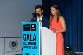 María Guerrero y Guillermo Villalobos presentan la Gala del Deporte Universitario 2019. Escuela Técnica Superior de Ingeniería de Telecomunicaciones. Junio de 2019