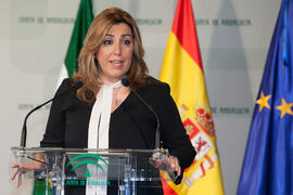 Susana Díaz en la toma de posesión de José Ángel Narváez como Rector de la Universidad de Málaga. Palacio de San Telmo, Sevilla. Enero de 2016