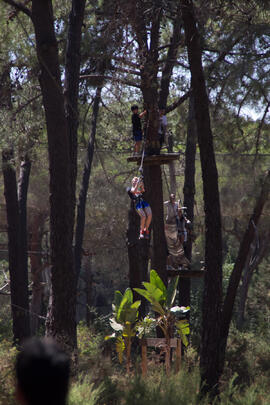Actividad en Aventura Amazonia Marbella. Olimpiada Española de Economía, Fase Nacional. Marbella. Junio de 2015