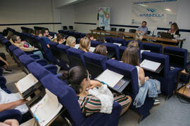 Taller «Ciberacoso sexualizado y violencia de género digital en adolescentes». Curso "Infancia en riesgo: derechos y retos. A los 30 años de la Convención de los Derechos del Niño". Cursos de verano 2019 de la Universidad de Málaga. Marbella. Julio de 2019