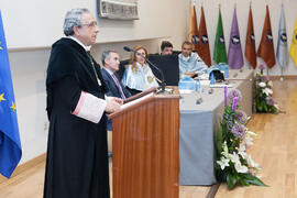 José Ángel Narváez en la investidura como Doctor "Honoris Causa" de Antonio Soler por la Facultad de Filosofía y Letras de la Universidad de Málaga. Paraninfo. Junio de 2016