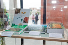 Inauguración de la exposición "El Bosque en Palabras". Biblioteca General. Mayo de 2011