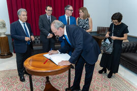 Recibimiento de autoridades y firma. Apertura del Curso Académico 2019-2020 de la Escuela Técnica Superior de Arquitectura de la Universidad de Málaga. Teatro Cervantes. Octubre de 2019