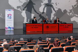 Intervención de Dong Sung Cho. Inauguración de la jornada de celebración del décimo Aniversario de la colaboración de la Universidad de Málaga y la Universidad Nacional de Incheon. Complejo de Estudios Sociales y Comercio. Octubre de 2019