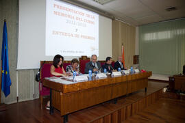 Acto de presentación de la Memoria 12-13. Facultad de Ciencias Económicas y Empresariales. Octubre de 2014