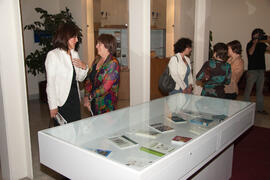 Exposición "Los fondos bibliográficos de la Universidad de Málaga. La integración por la palabra". Rectorado. Mayo de 2008