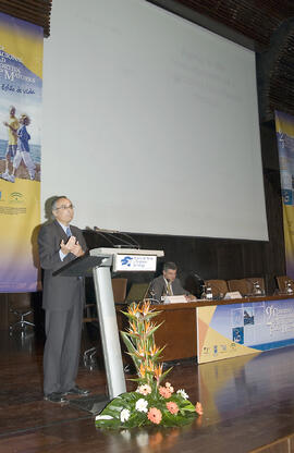 Conferencia Inaugural de Manuel Castillo. 2º Congreso Internacional de Actividad Físico-Deportiva para Mayores de la Universidad de Málaga. Palacio de Ferias y Congresos de Málaga. Marzo de 2007