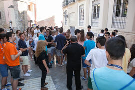 Visita guiada por el centro histórico. Olimpiada Española de Economía, Fase Nacional. Calle San Agustín. Málaga. Junio de 2015