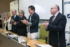 Acto de la Fundación Lágrimas y Favores. Entrega de los Premios de Investigación de la Cátedra de Estudios Cofrades. Rectorado. Abril de 2019
