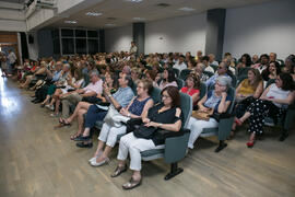 Asistentes a la graduación y clausura del curso del Aula de Mayores de la Universidad de Málaga. Campus de Teatinos. Junio de 2018