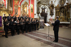 Concierto de Navidad de la Coral Sancti Petri homenaje a la Facultad de Económicas. Iglesia de los Mártires. Diciembre de 2015