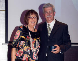 Cena de gala con motivo al homenaje para los jubilados y personal que cumple 25 años de servicio en la Universidad de Málaga. Hotel Barceló. Febrero de 2009