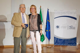 Homenaje al personal que cumple 25 años al servicio de la Universidad de Málaga y al personal jubilado. Paraninfo. Julio de 2013