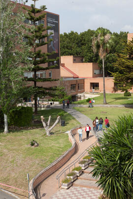 Facultad de Ciencias Económicas y Empresariales. Campus de El Ejido. Mayo de 2015