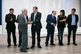 Entrega del premio CIMA 2017 a Francisco Contreras, "Súper Paco". Inauguración del 7º Congreso Internacional de Actividad Física Deportiva para Mayores. Escuela Técnica Superior de Ingeniería de Telecomunicaciones y de Informática. Noviembre de 2017