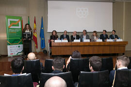 Intervención de Macarena Parrado Gallardo en la jornada inaugural de las XI Jornadas Andaluzas de Enseñanza de Economía. Facultad de Ciencias Económicas y Empresariales. Febrero de 2018