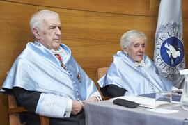Antonio García Berrio y Pilar Palomo Vázquez en su Investidura como "Doctores Honoris Causa" por la Facultad de Filosofía y Letras de la Universidad de Málaga. Edificio del Rectorado. Junio de 2024