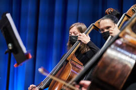 Chelista. Concierto de Bandas Sonoras de la 31 edición de Fancine de la Universidad de Málaga. Auditorio de la Escuela Técnica de Ingeniería de Telecomunicaciones e Informática. Noviembre de 2021